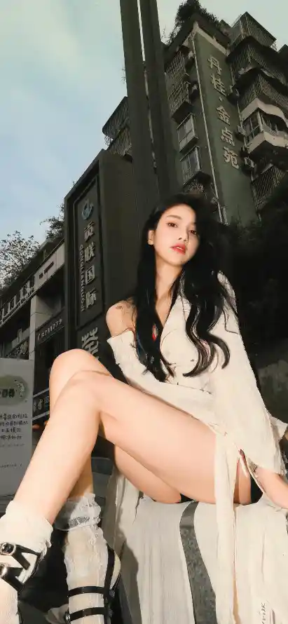 高清精品久久播放：在线影院一区激情体验全解析